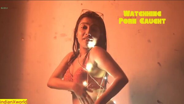 Watching Porn Caught – 2025 – Hindi Sex Short Film – IndianXworl