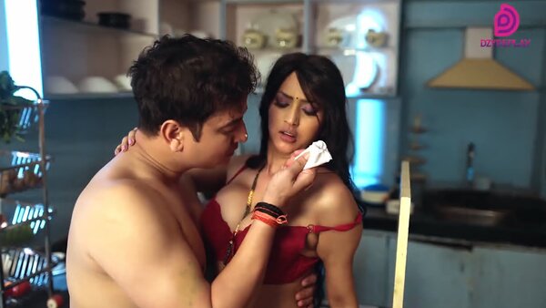 Ghoonghat – 2025 – EP05 – Hindi Web Series – DzyrePlay